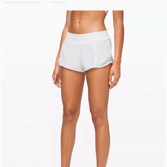 lululemon athletica Pants - Lululemon Hottie Hot 2.5” Shorts
